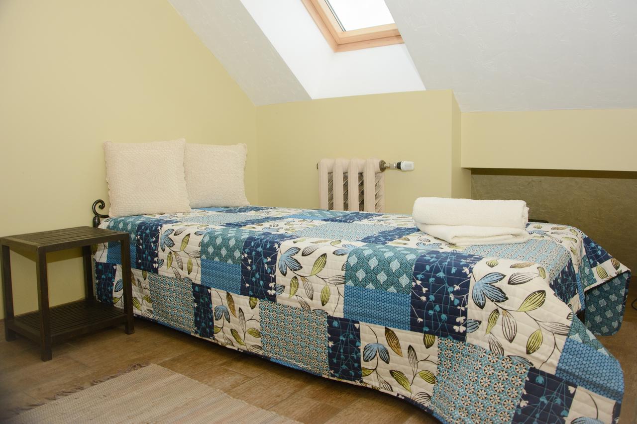 Gallery Guest Rooms Kernave Bagian luar foto