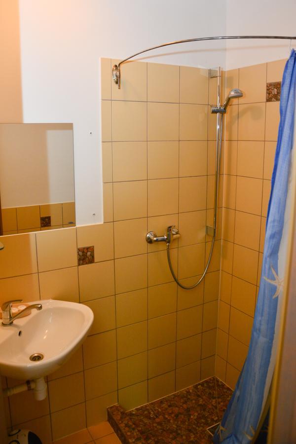 Gallery Guest Rooms Kernave Bagian luar foto